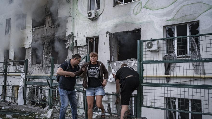 Más de treinta drones y dos misiles balísticos impactan en distintos puntos de Ucrania