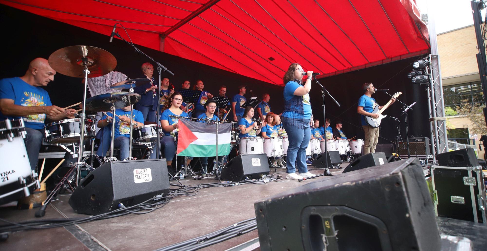 Fotos: Nafarroa Oinez 2025 en la ikastola Paz de Ziganda de Villava - Atarrabia