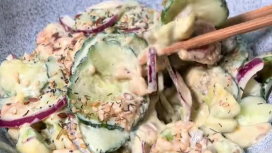Receta: la ensalada de pepino viral con más de 35 millones de visitas