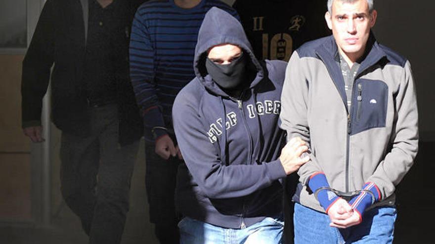 El TS absuelve a los condenados por torturar a Portu y Sarasola