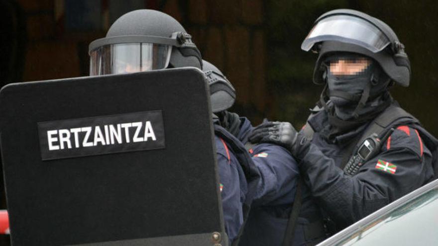 La Ertzaintza desarrolla un simulacro de atentado islamista en Artxanda