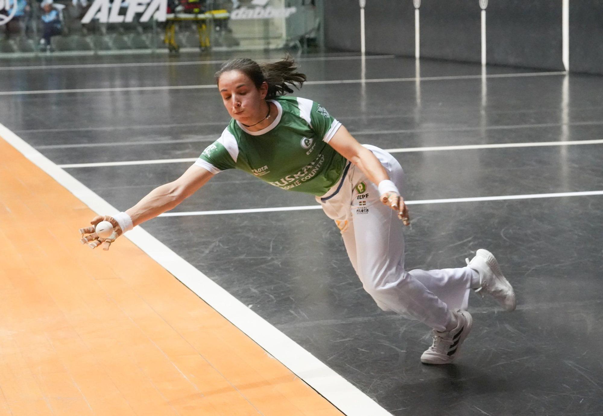 Arrizabalaga y Gaminde estrenan la Liga de Naciones con victoria sobre España