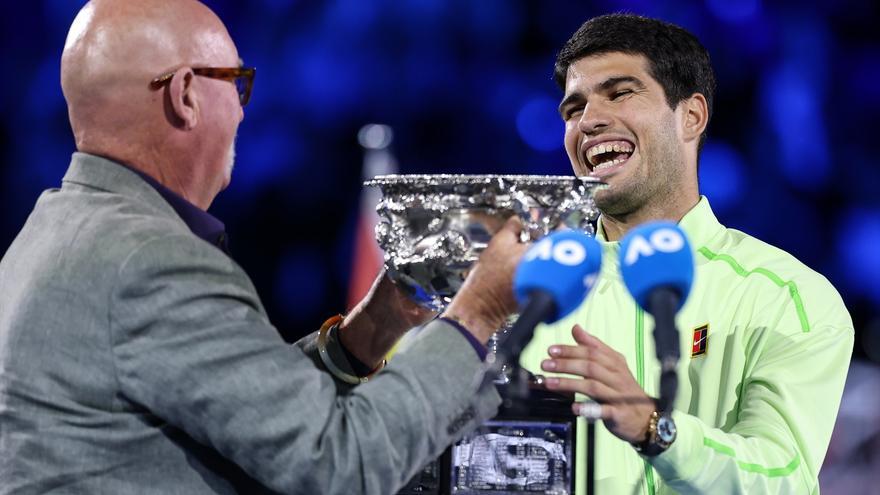 Carlos Alcaraz: "Superar a Novak en una final así se siente increíble"