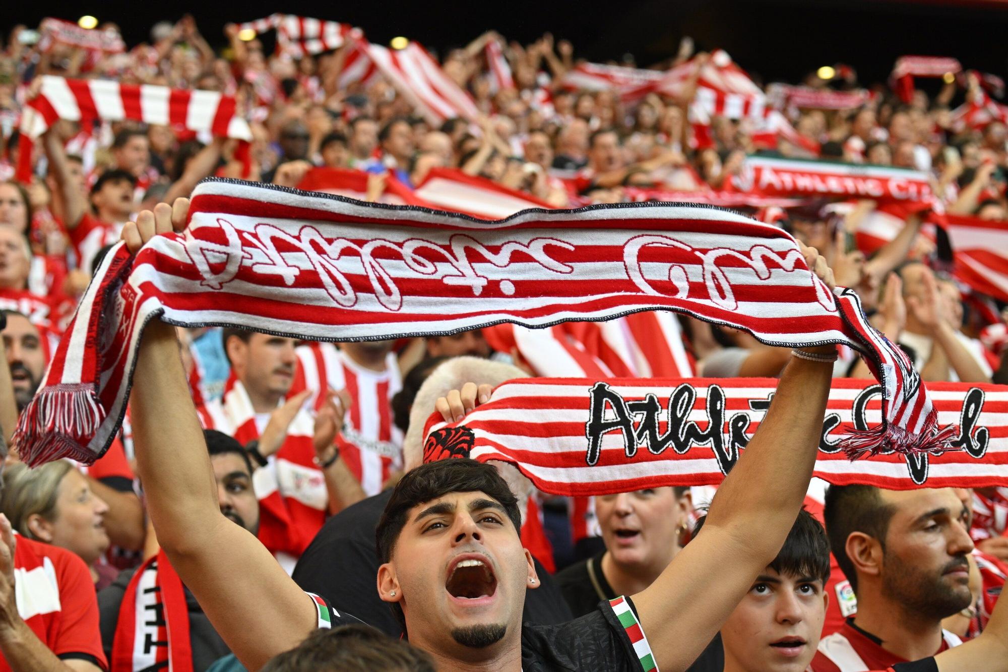 En imágenes: ¿Has estado en San Mamés viendo el Athletic-Arsenal? Búscate en nuestra galería
