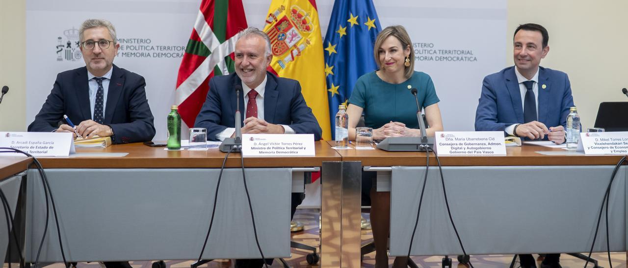 Euskadi gestionará las prestaciones no contributivas y los subsidios por desempleo desde 2027