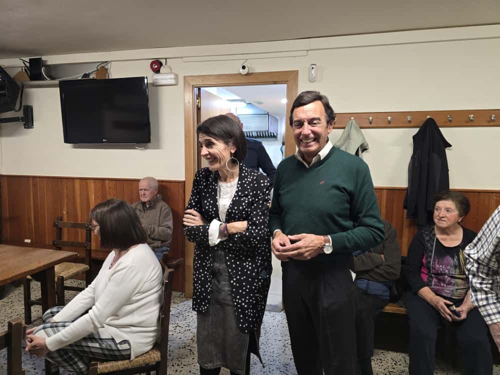 En imágenes: Antoñana prueba su comedor para mayores