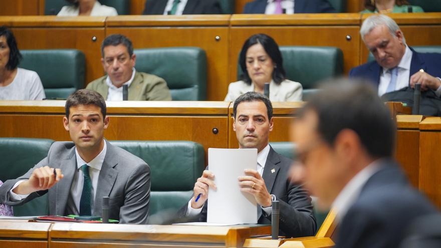 El PNV saca adelante la ley que blinda el euskera en las OPE con la abstención de Bildu