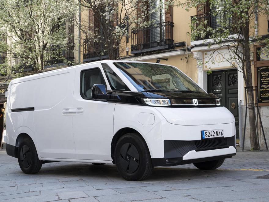 La nueva (y futurista) furgoneta eléctrica que ya está a la venta en Euskadi