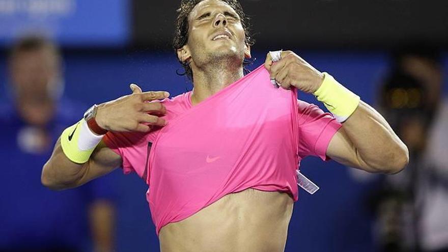 Nadal avanza tras pasar un calvario