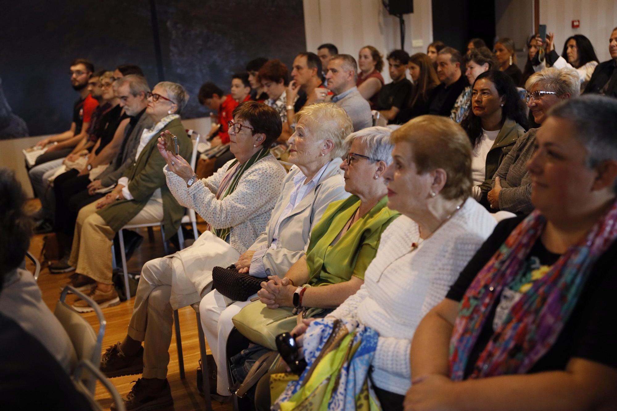 En imágenes: Entrega de los premios DEIA Laboral Kutxa Hemendik Sariak de la comarca Nerbioi-Ibaizabal