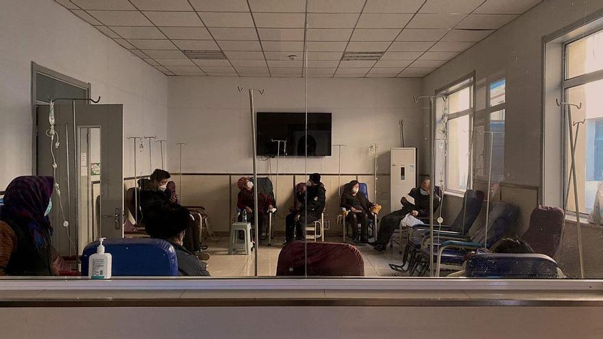 Los hospitales chinos cancelan las vacaciones de año nuevo ante la ola de contagios de covid