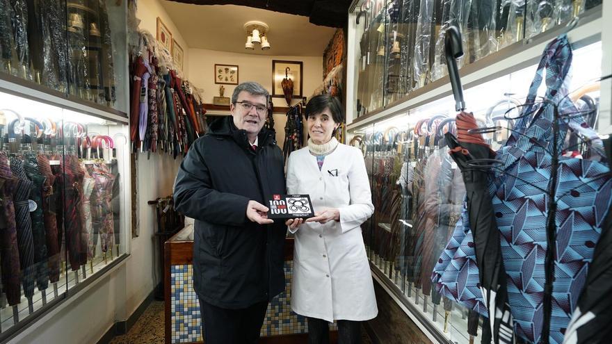 La Paragüería Leoz, un comercio centenario