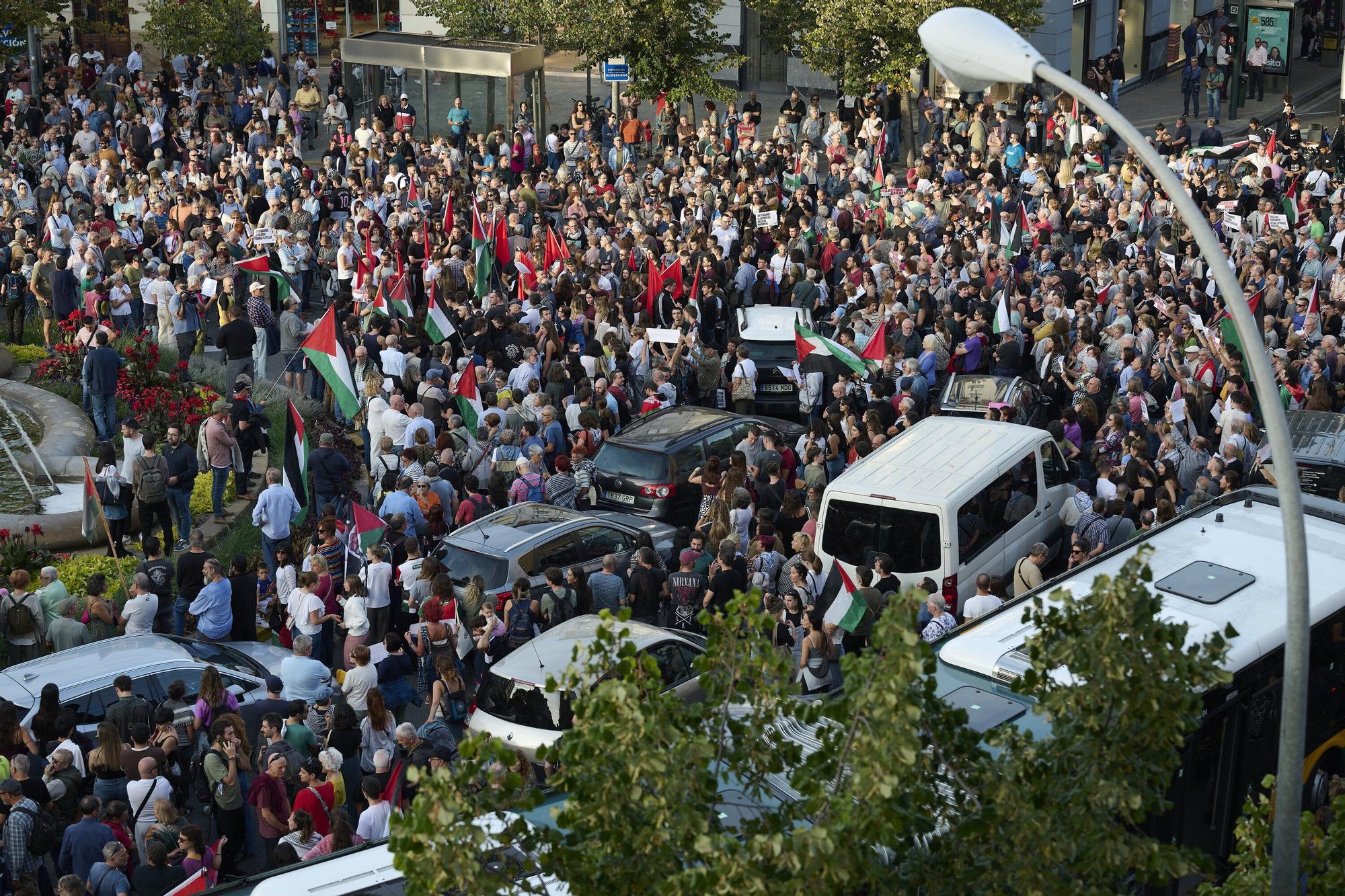 Concentración en Pamplona contra la detención de la flotilla humanitaria a Palestina
