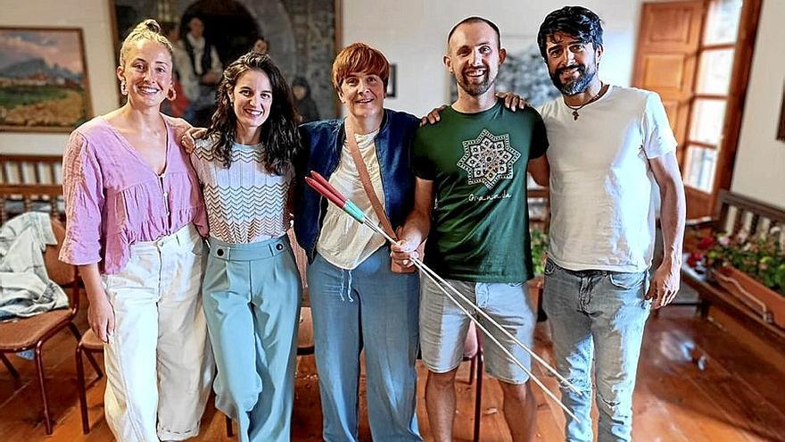 De i.a d. Oihane Astrain, Estíbaliz Hernández, Nani Barace, Aitor Ciriza y Marco Rivas.