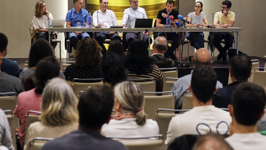 Reunión de la Mesa del Consejo Rector de la Cooperativa Maristas II con afectados