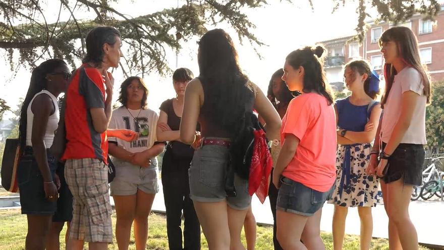 Bailes latinos, bisutería o cómo hablar en público, entre los talleres gratuitos para jóvenes en Pamplona