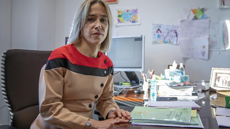 Esther Fernández-Arjonilla, jueza de Violencia de Pamplona: “Cada vez impongo menos pulseras a maltratadores, son poco efectivas”