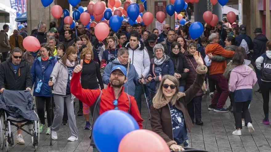 De la mano por la salud mental en Vitoria