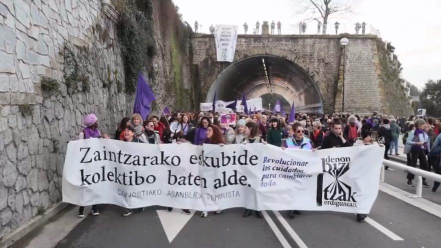 La manifestación feminista de Donostia por el 8 de marzo