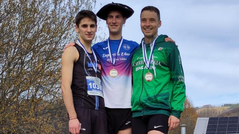 Bingen Arambarri, Julen Terán e Imanol Inza.