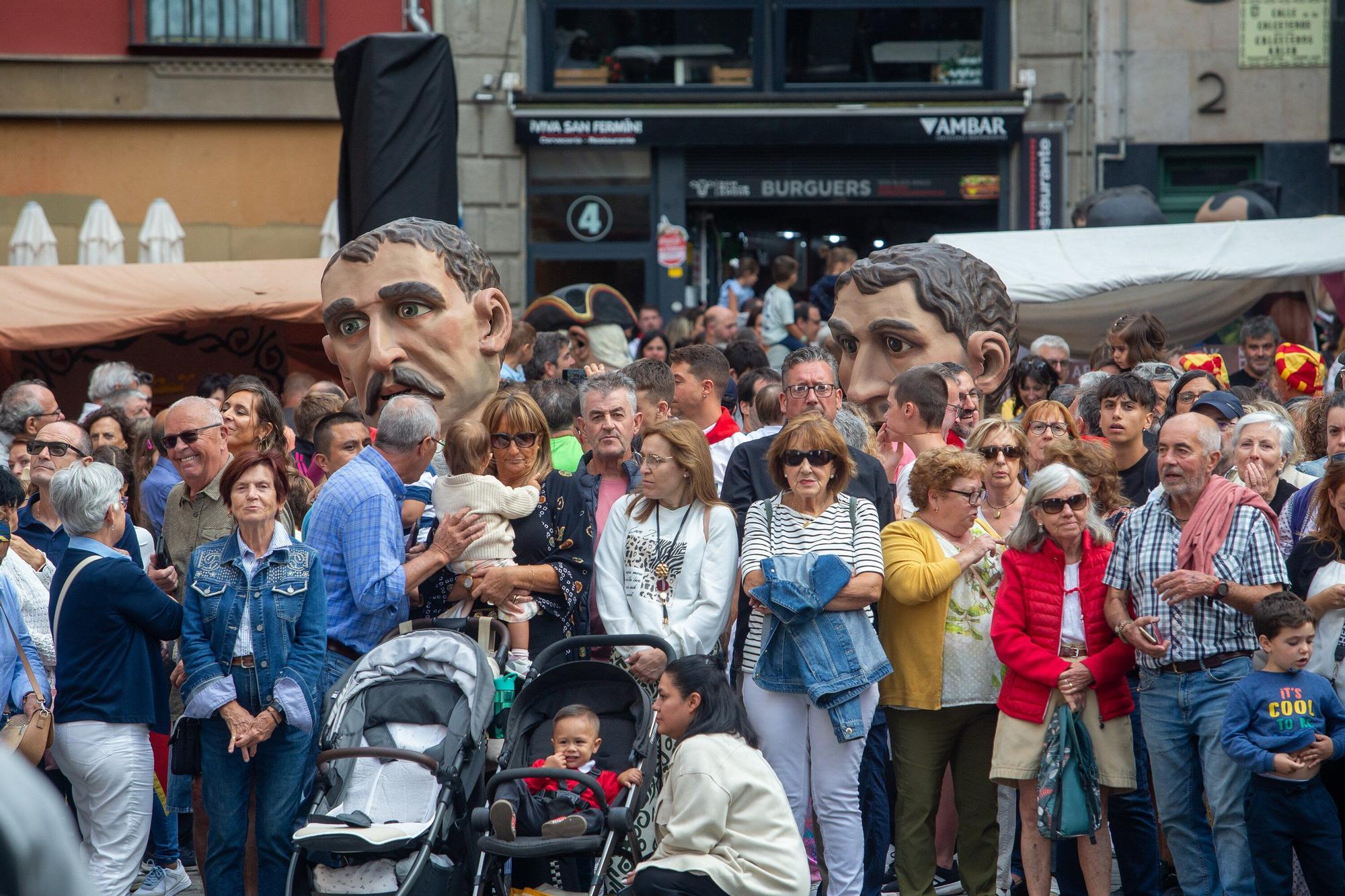 Fotos de la Comparsa de Gigantes