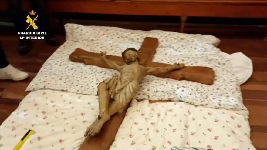 La Guardia Civil detiene a otra exmonja de Belorado por la venta de objetos de arte