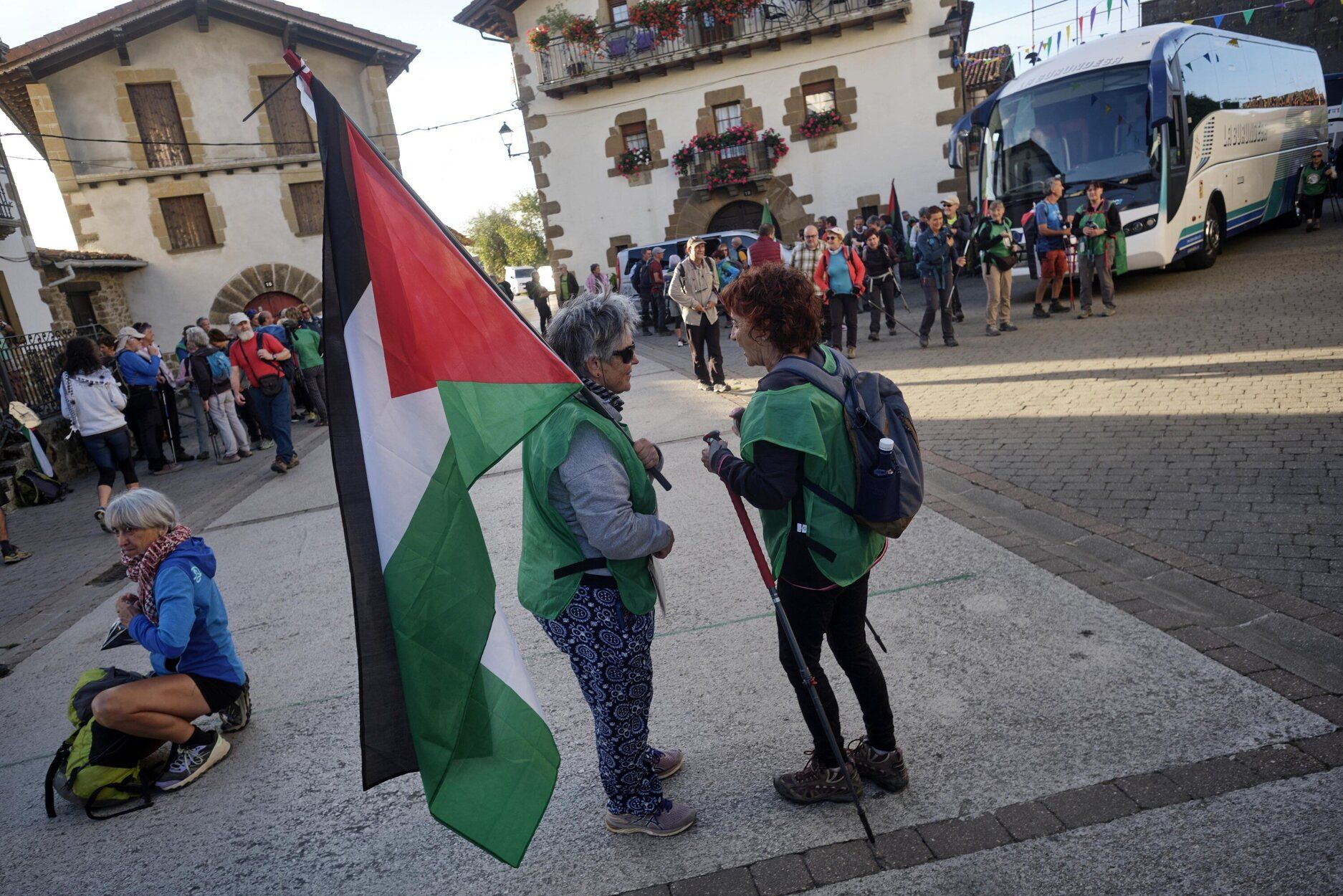 Fotos de la séptima etapa de la marcha propalestina por Navarra, desde Eltzaburu hasta Doneztebe