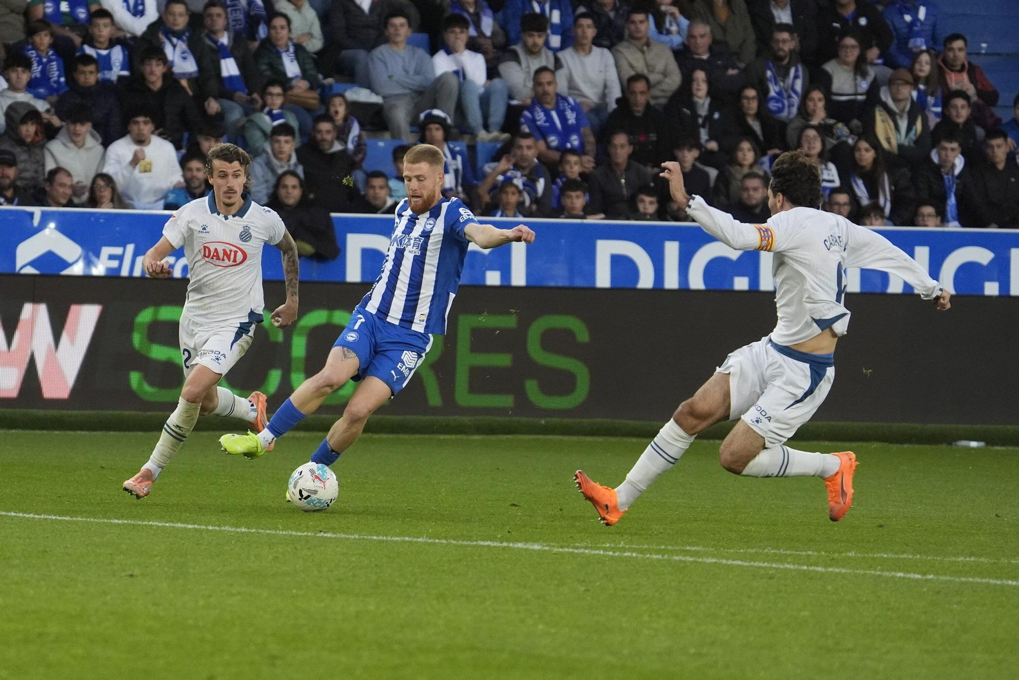 En imágenes: Todas las fotos del Alavés-Espanyol en Mendizorroza (2-1)