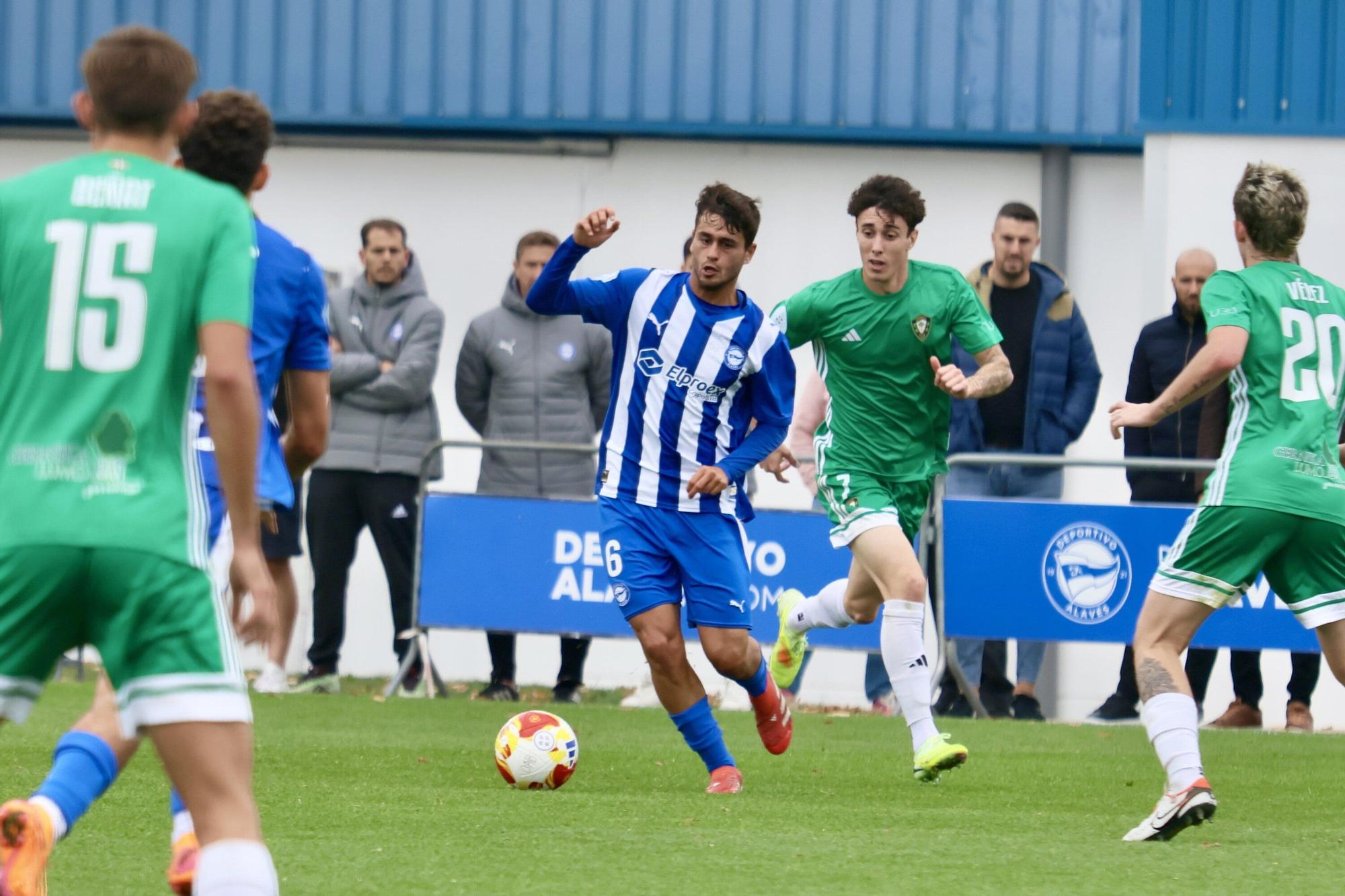En imágenes: "Alavés B contra el Gernika"