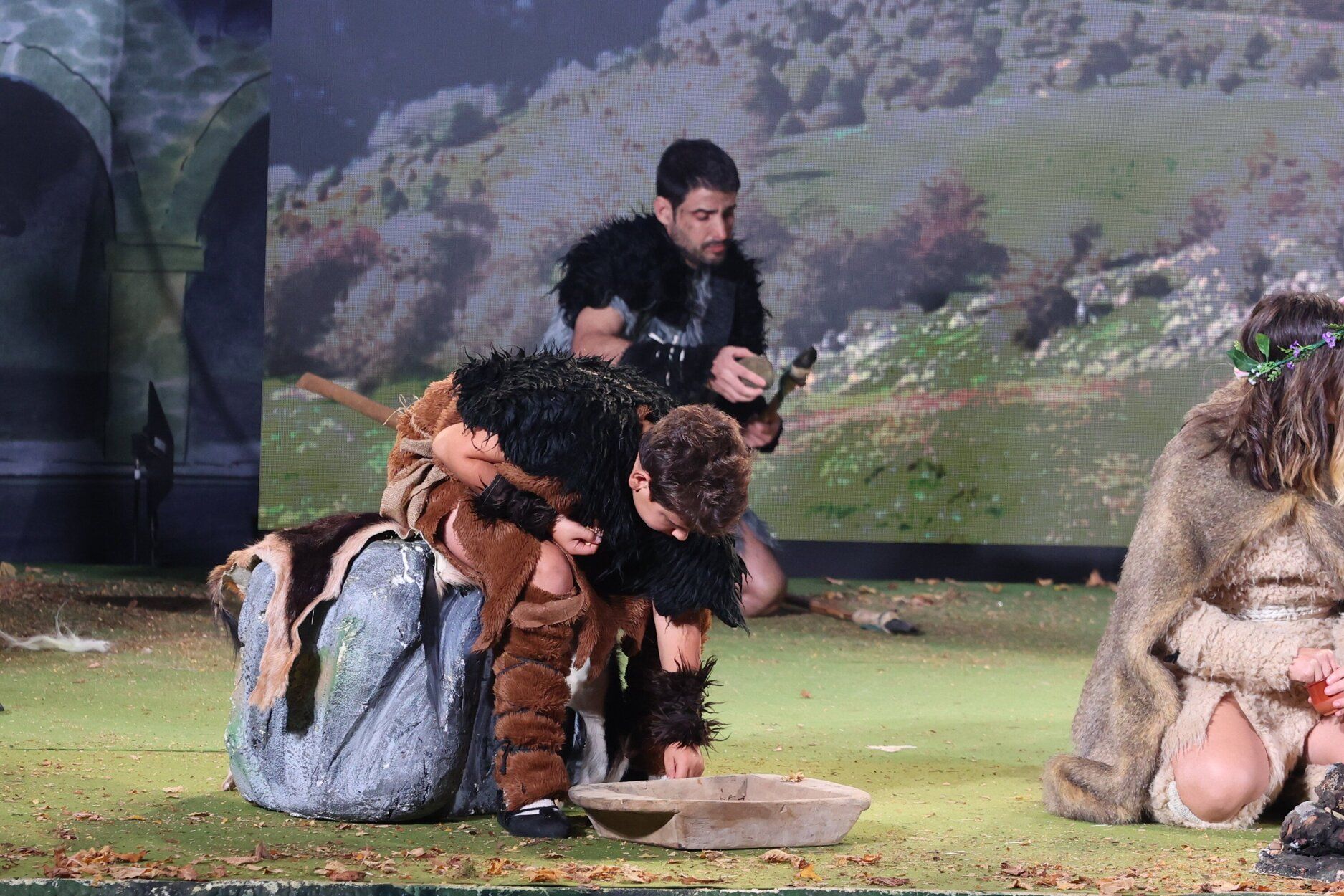 Ataun se rinde a la mitología: Otsoko, sorginak y los gentiles toman el municipio