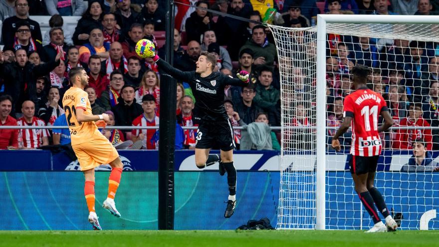 Las notas de Aitor Martínez: Agirrezabala se hace notar