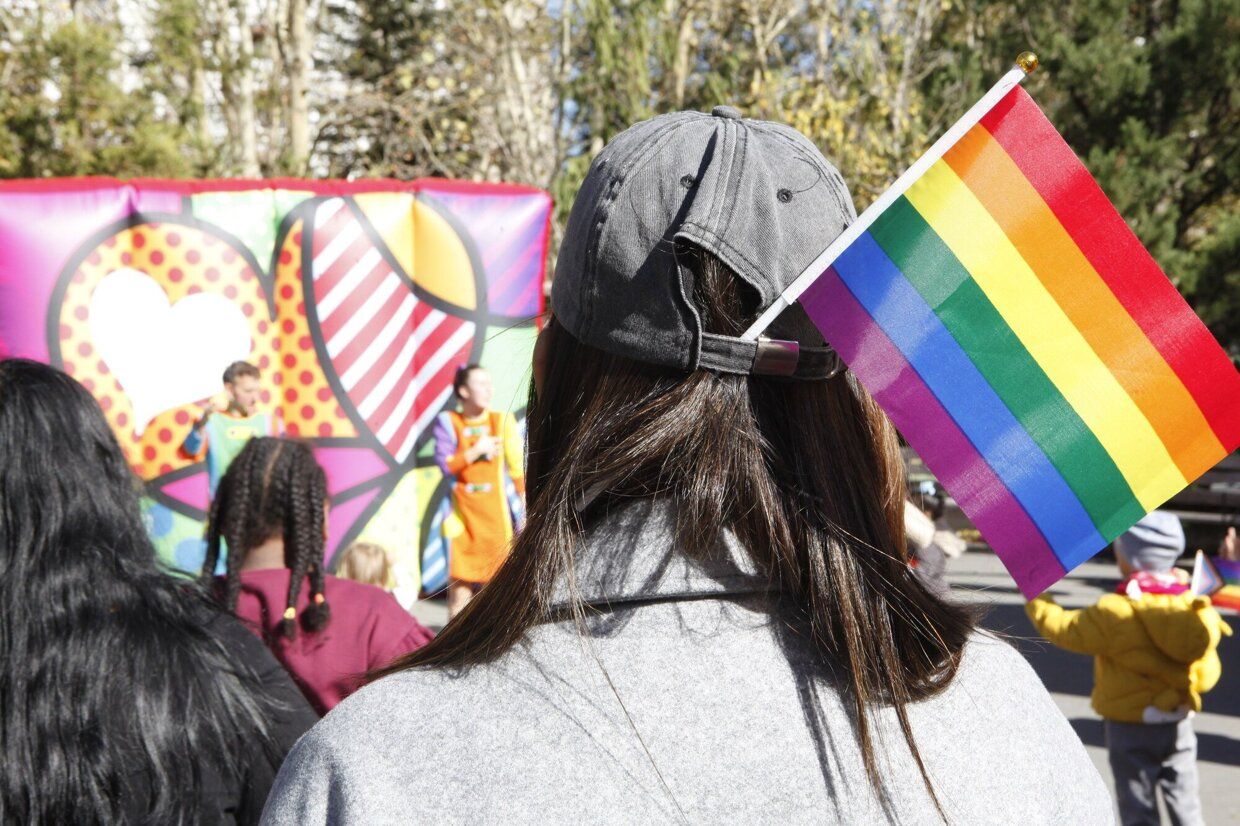 En imágenes: éxito absoluto en la fiesta contra de la LGTBIfobia de la zona Gorbea de Vitoria