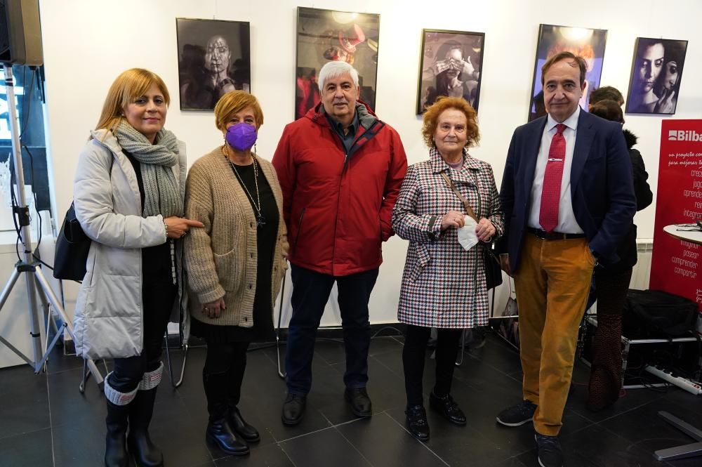 Rosa Pardo, Itziar Urtasun, Michel Guantes, Begoña de la Cruz y Rafael Gardeazabal.