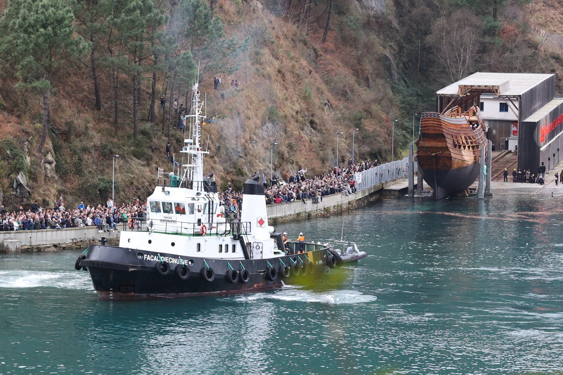 Espectacular botadura de la nao San Juan
