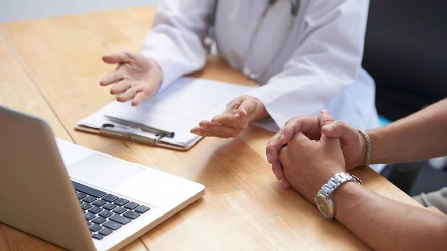 Juanma Lorente, abogado laboralista: "Hay tres engaños que las empresas llevan a cabo cuando estás de baja"