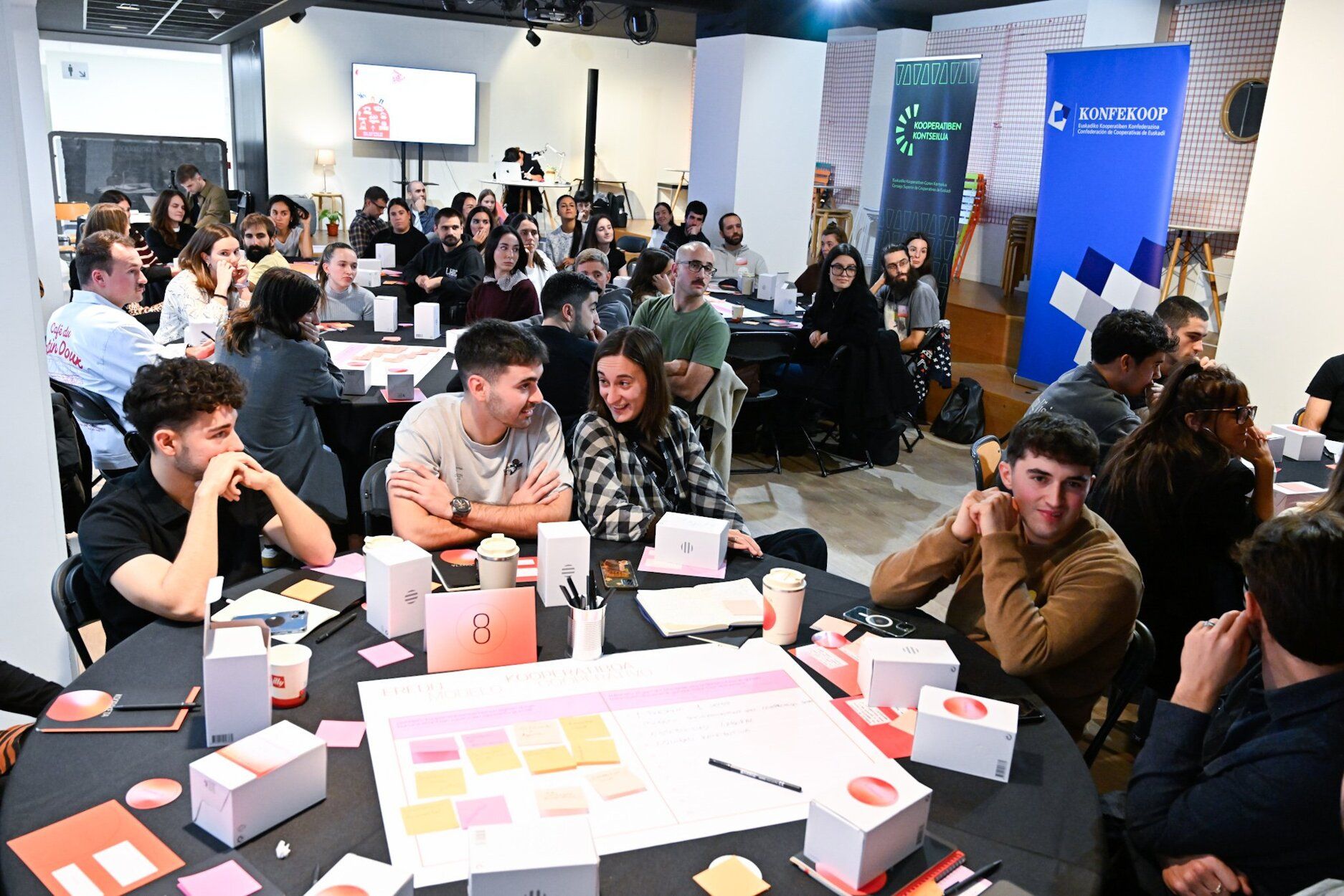 KOOPAKETA: Encuentro de jóvenes y cooperativismo