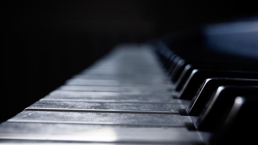 Festival NAK de música contemporánea | Un piano varado en el barro