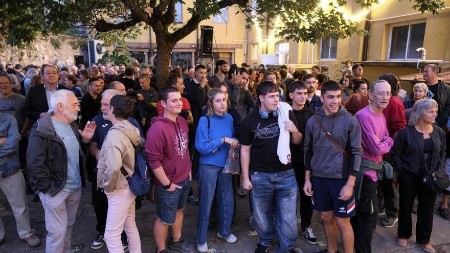 Euskalerria Irratia amplía su proyecto en la calle Mayor de Iruña y busca 400 socios
