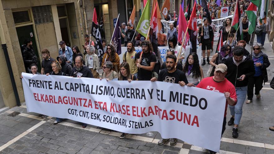 Primero de Mayo | Cinco sindicatos denuncian en Pamplona “35 asesinatos de trabajadores en accidente laboral”