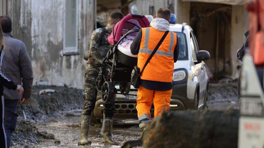 Aumentan a siete los muertos por el temporal en la isla de Isquia