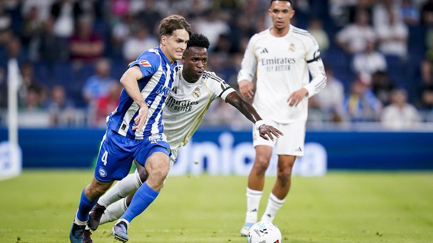 El Alavés, escaso de gol más allá de la delantera