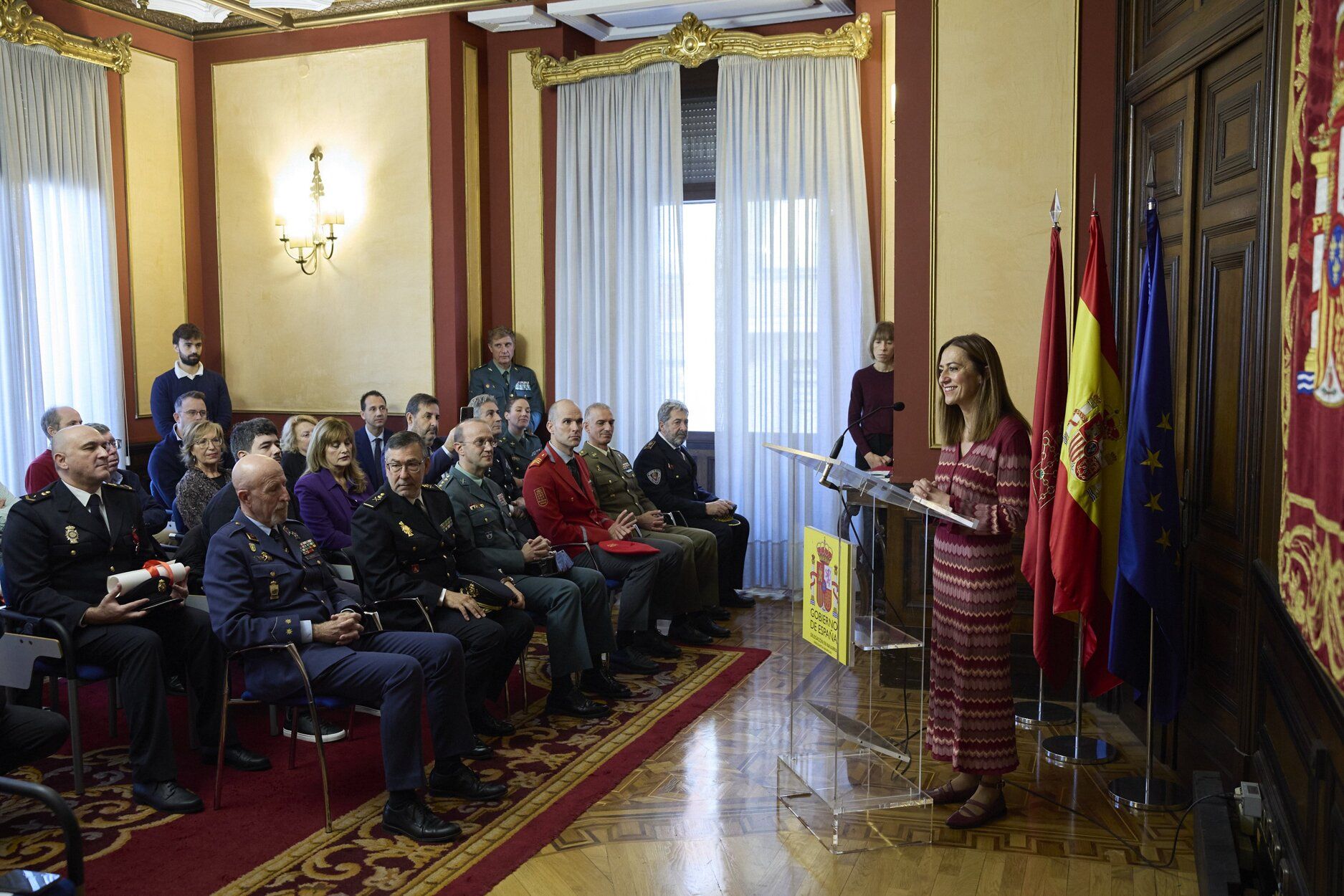Imágenes del acto de entrega de las medallas de Cruz de la Orden de Isabel la Católica y del mérito de Protección Civil