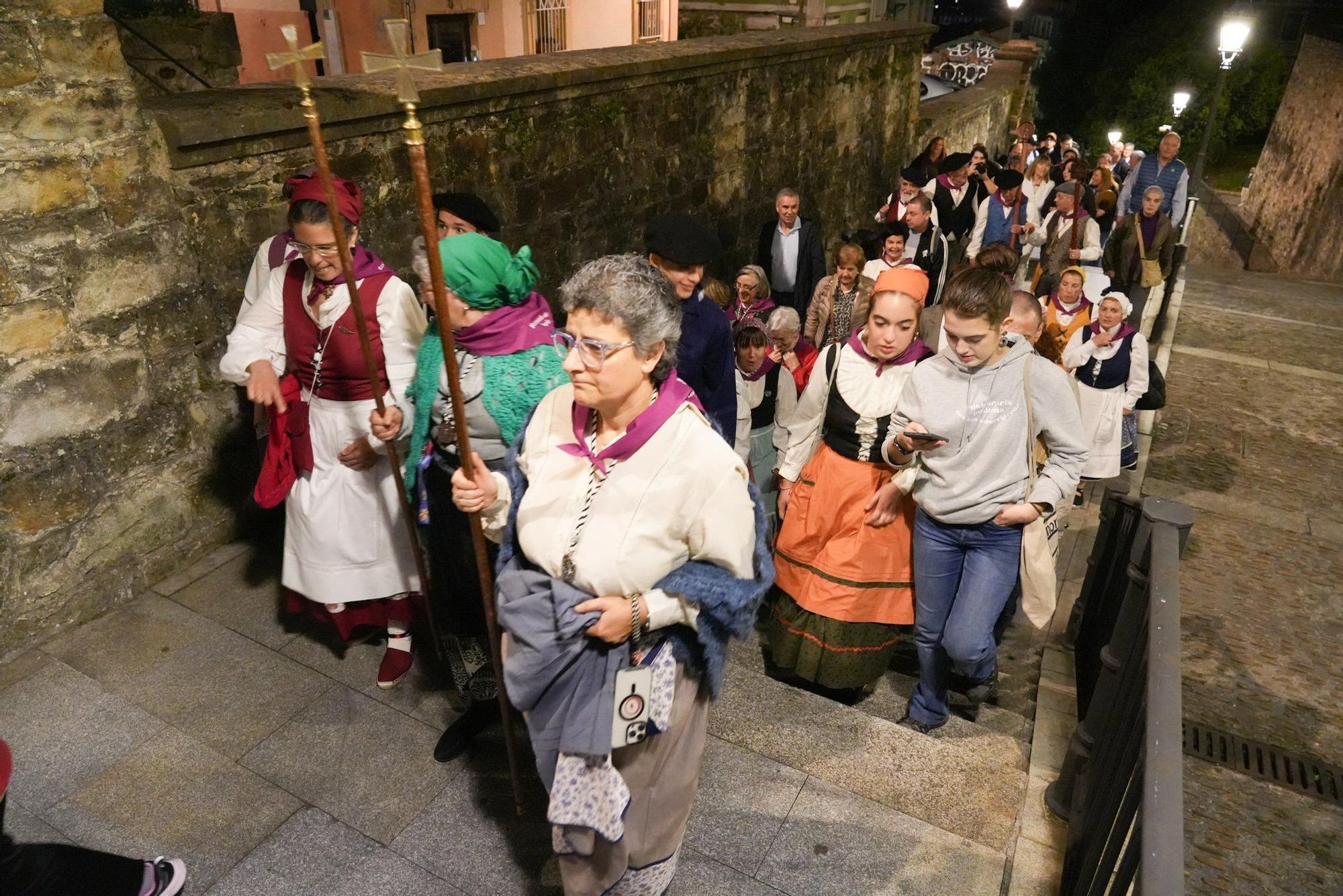En imágenes: subida en romería a la Amatxu de Begoña