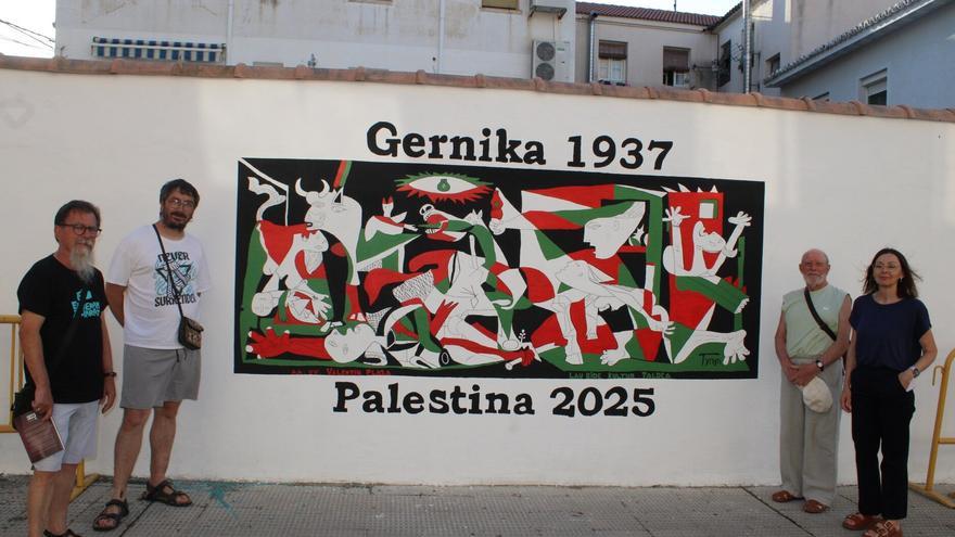 Recuperan el mural del Guernica en Castejón vandalizado en septiembre