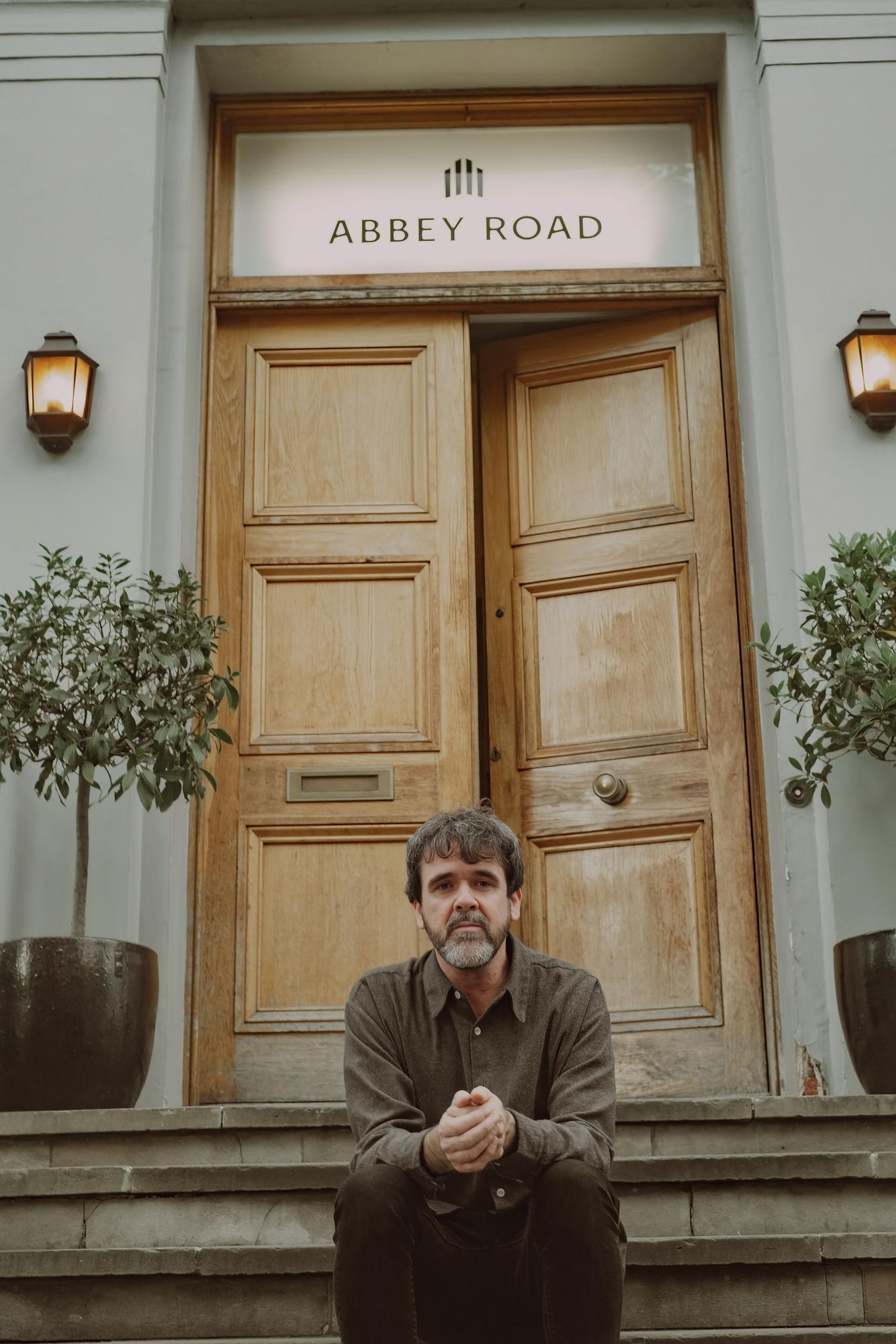 Gorka Urbizu, en los estudios Abbey Road.