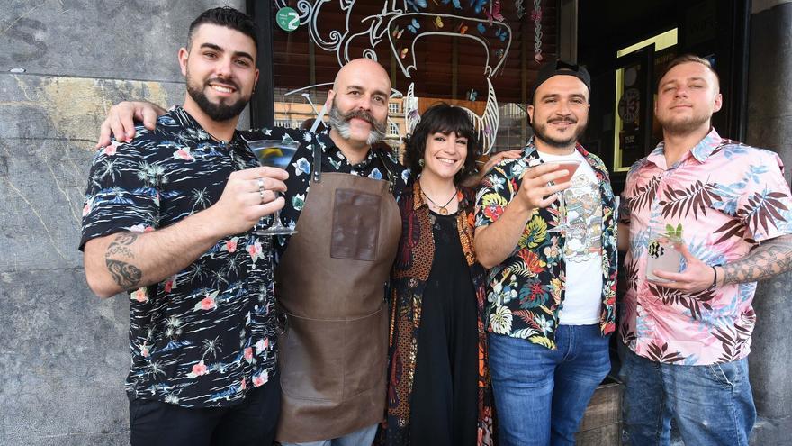 20 años de copas del Residence Café