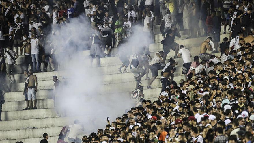 Un muerto y tres heridos en los incidentes tras el Vasco da Gama-Flamengo