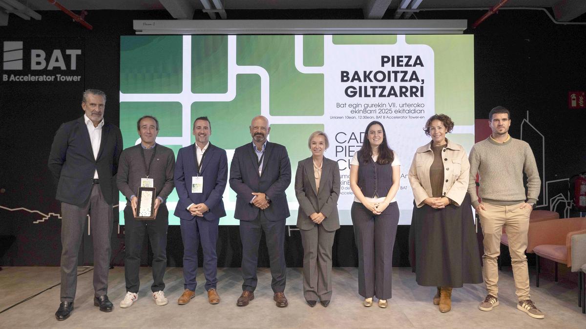 Aceros Olarra, Premio ekinBarri 2025 por demostrar que la industria &quot;también avanza desde la confianza y compromiso con las personas&quot;.