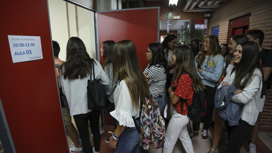 Navarra adjudica sus primeras plazas MIR: 21 aspirantes eligen Osasunbidea y 7 la CUN