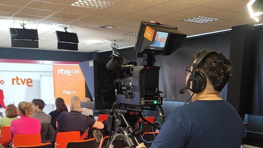 "Ponemos al alumnado en la situación de resolver retos profesionales y problemas prácticos"